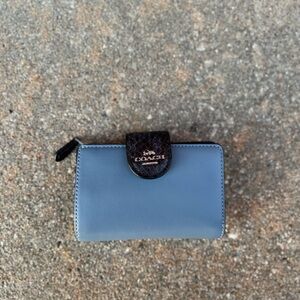 COACH  Light Blue Leather Wallet with Navy Accent